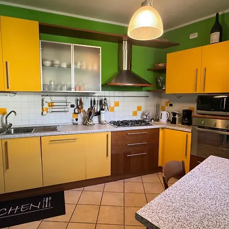 Casa Zia Pia بيت للعطل